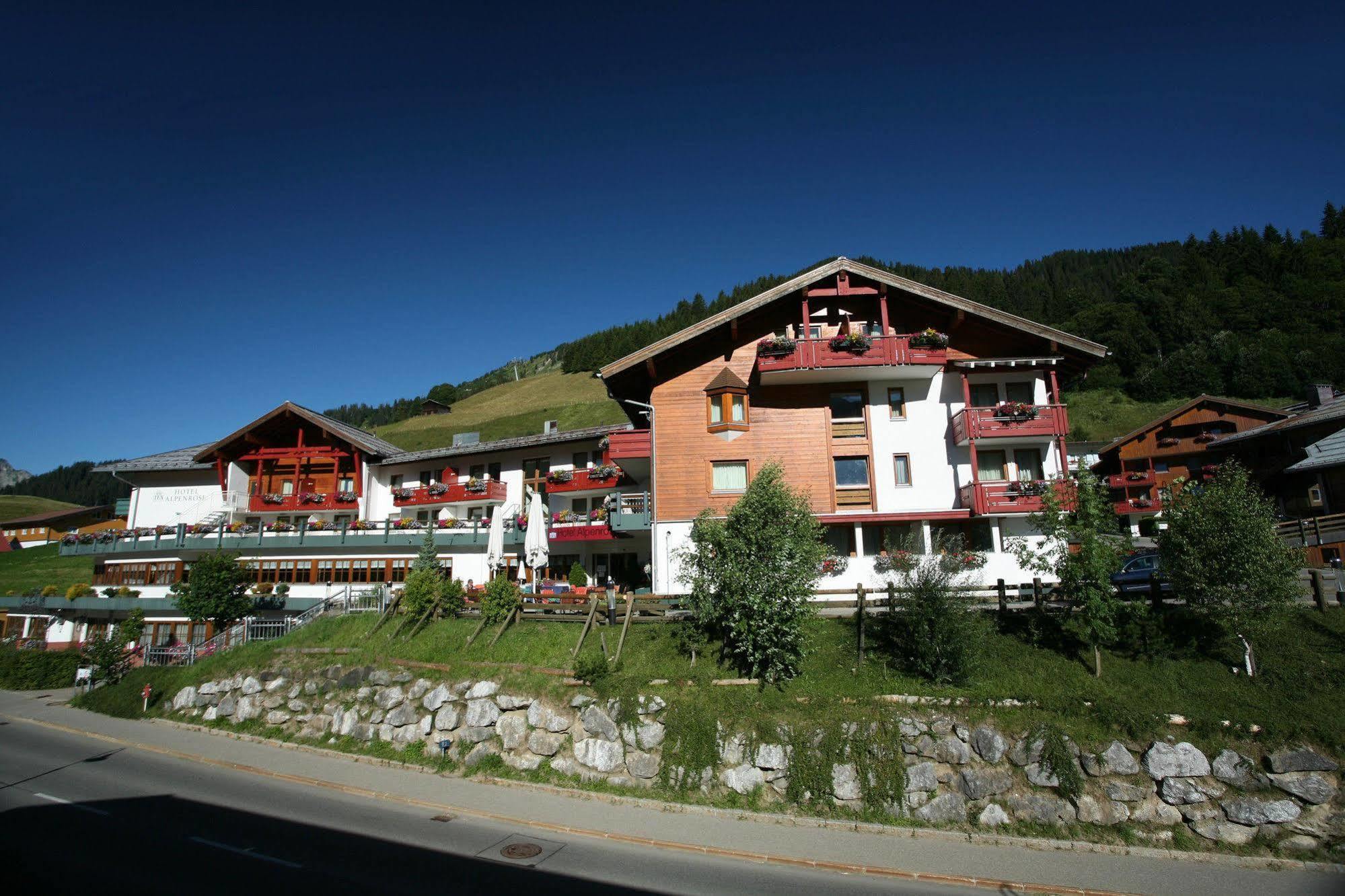 Ifa Alpenrose Hotel Kleinwalsertal Mittelberg Exterior foto